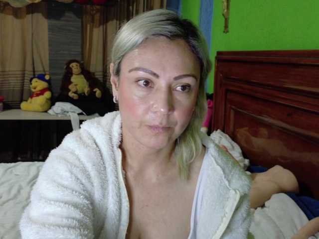 Charlizetheron1's BongaCams show and profile