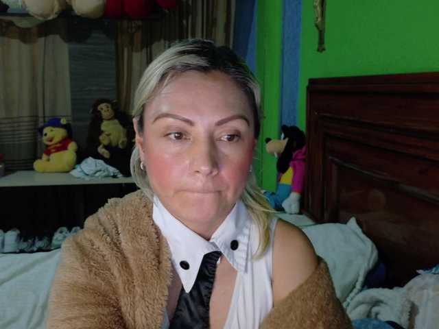 Charlizetheron1's BongaCams show and profile