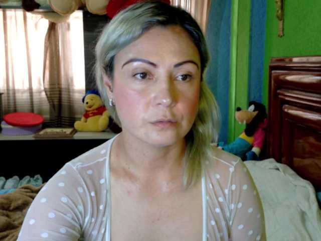 Charlizetheron1's BongaCams show and profile