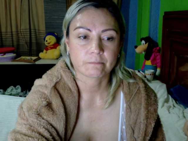 Charlizetheron1's BongaCams show and profile