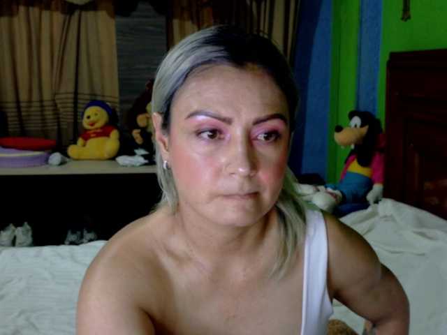 Charlizetheron1's BongaCams show and profile