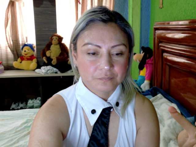 Charlizetheron1's BongaCams show and profile