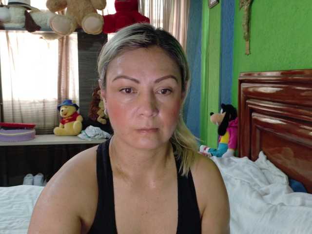 Charlizetheron1 — Freechat on BongaCams