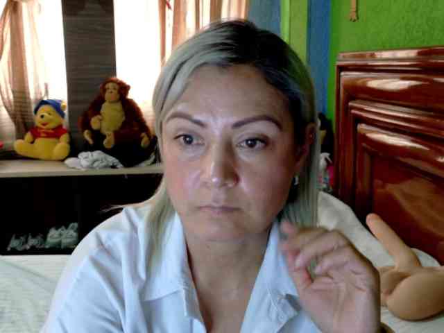 Charlizetheron1 webcam