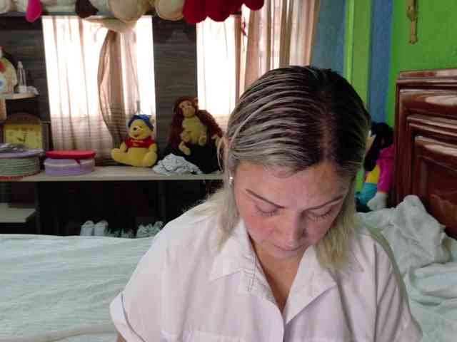 Charlizetheron1 webcam