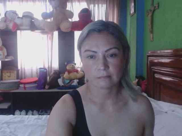 Charlizetheron1 webcam