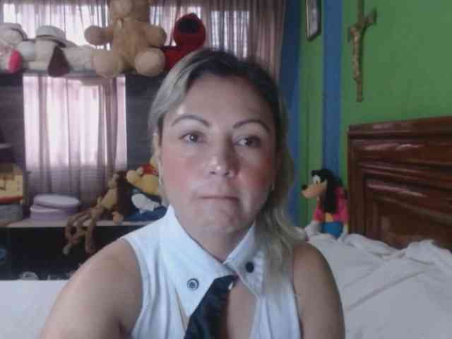 Charlizetheron1 webcam