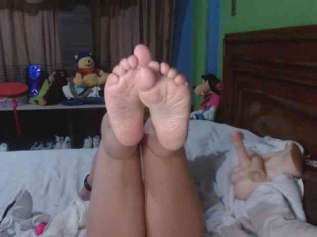 Charlizetheron1 webcam