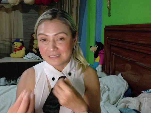 Charlizetheron1 webcam