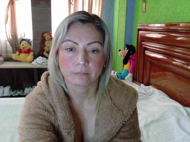 Charlizetheron1 webcam