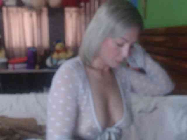 Charlizetheron1 webcam