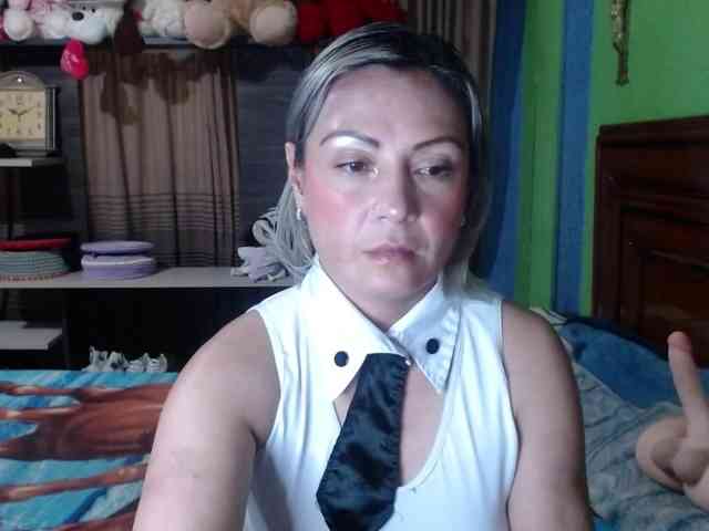 Charlizetheron1 webcam