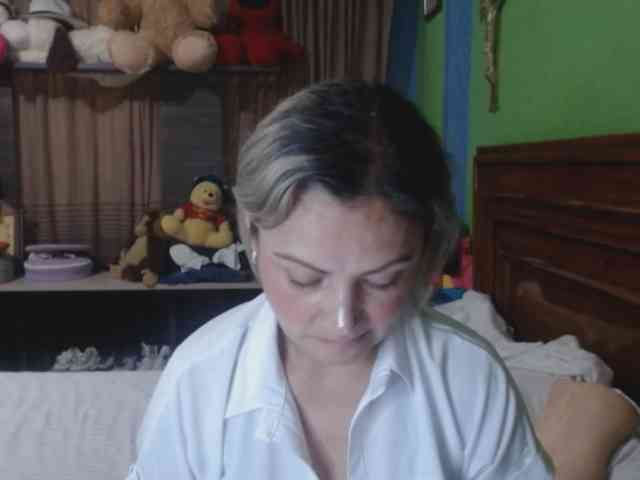 Charlizetheron1 webcam