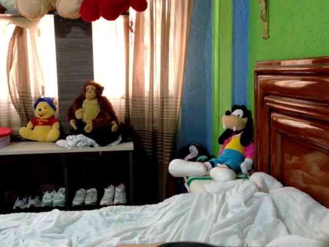 Charlizetheron1 webcam