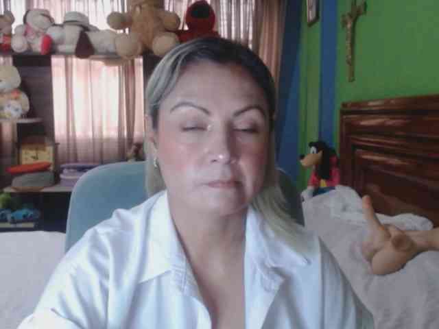 Charlizetheron1 webcam