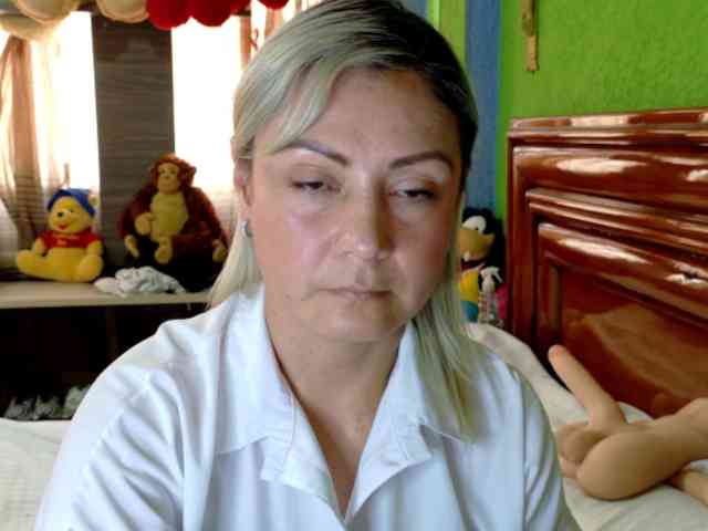 Charlizetheron1 webcam