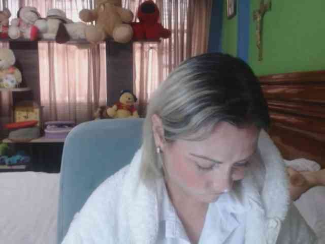 Charlizetheron1 webcam