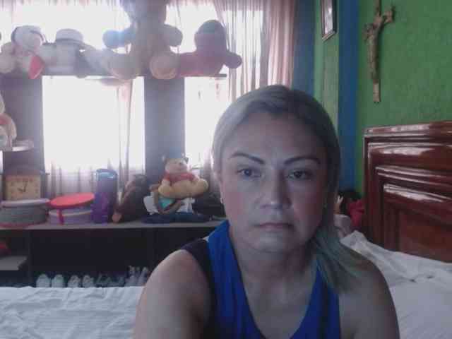 Charlizetheron1 webcam