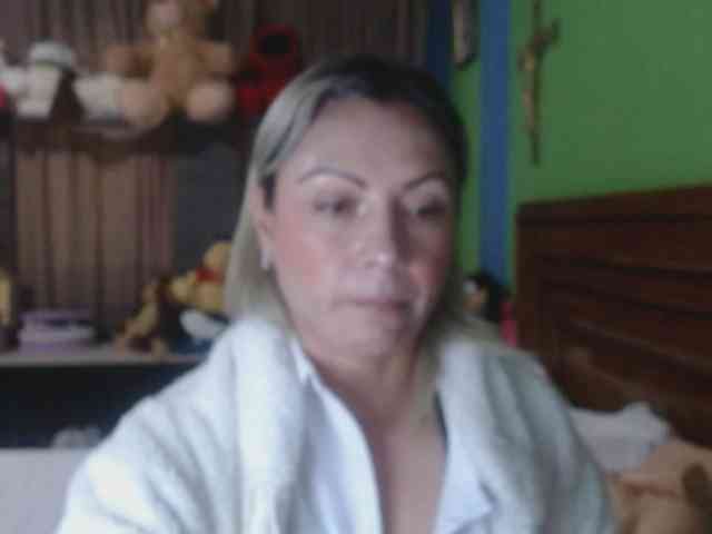 Charlizetheron1 webcam