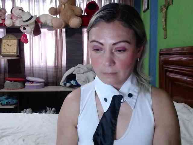 Charlizetheron1 webcam