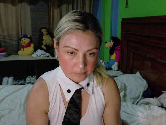 Charlizetheron1 webcam