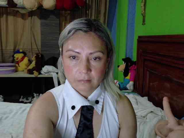 Charlizetheron1 webcam