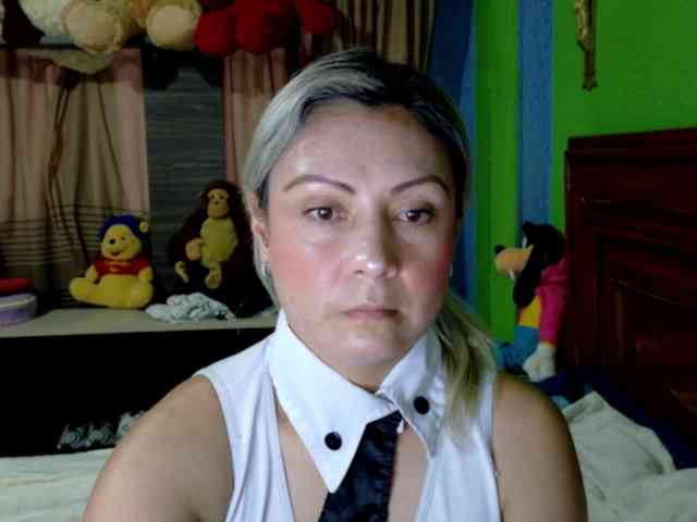 Charlizetheron1 webcam