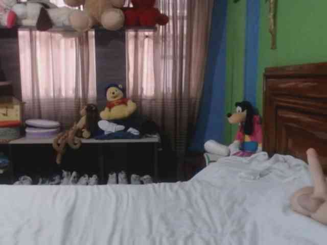 Charlizetheron1 webcam