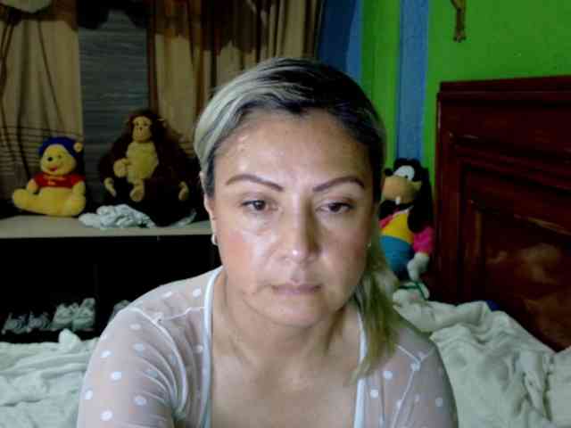 Charlizetheron1 webcam