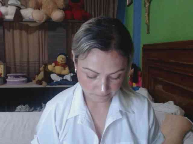 Charlizetheron1 webcam