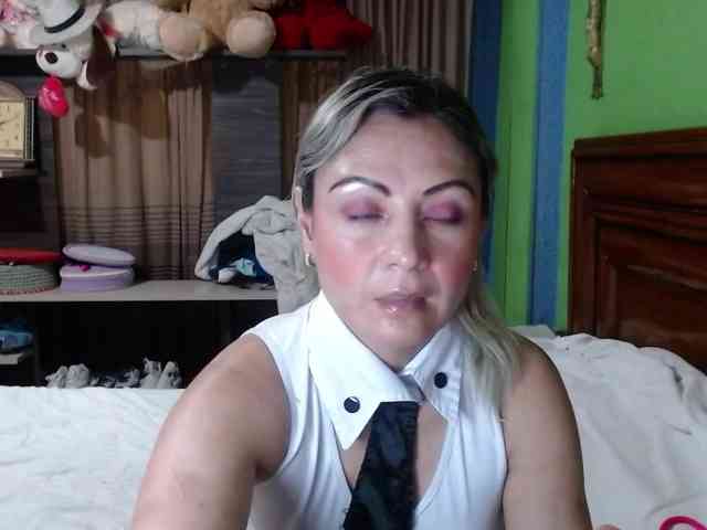 Charlizetheron1 webcam