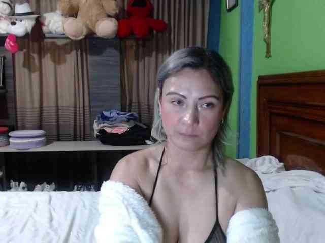 Charlizetheron1 webcam