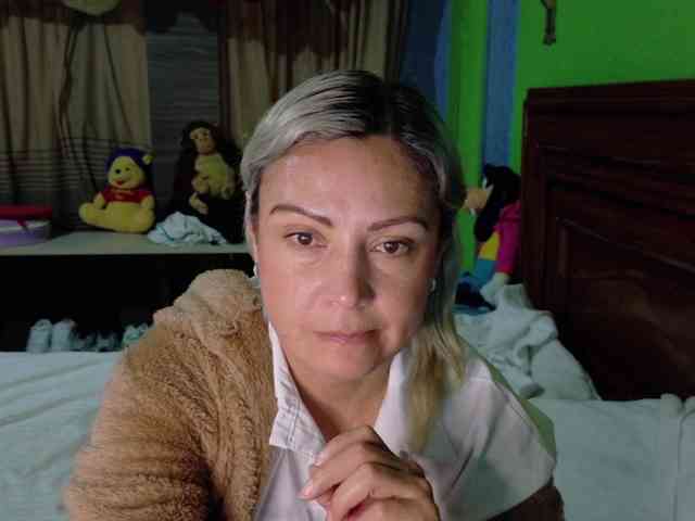 Charlizetheron1 Live Webcam on BongaCams