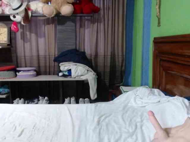 Charlizetheron1 webcam