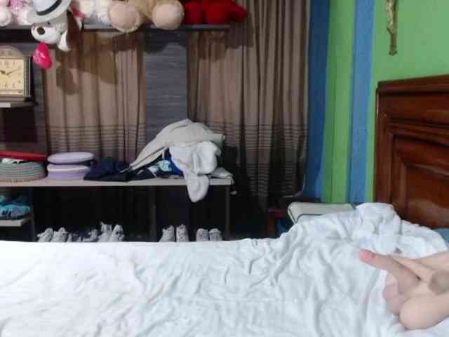 Charlizetheron1 webcam