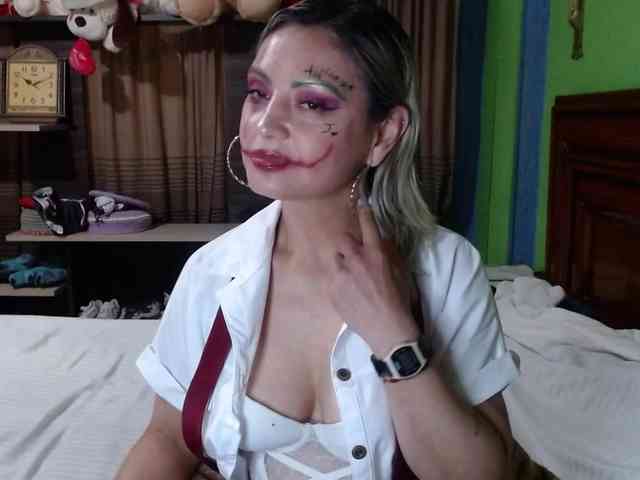 Charlizetheron1 webcam