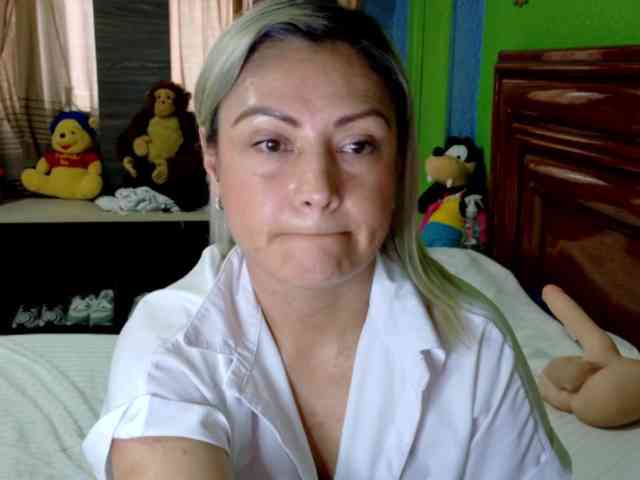 Charlizetheron1 webcam