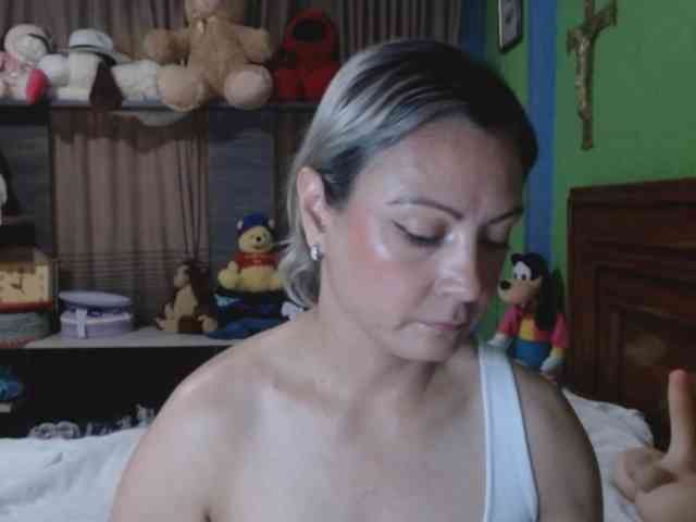 free adult sex chat Charlizetheron1