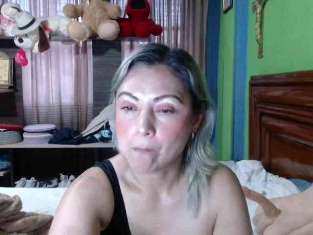 Charlizetheron1 webcam