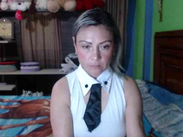 Charlizetheron1 webcam