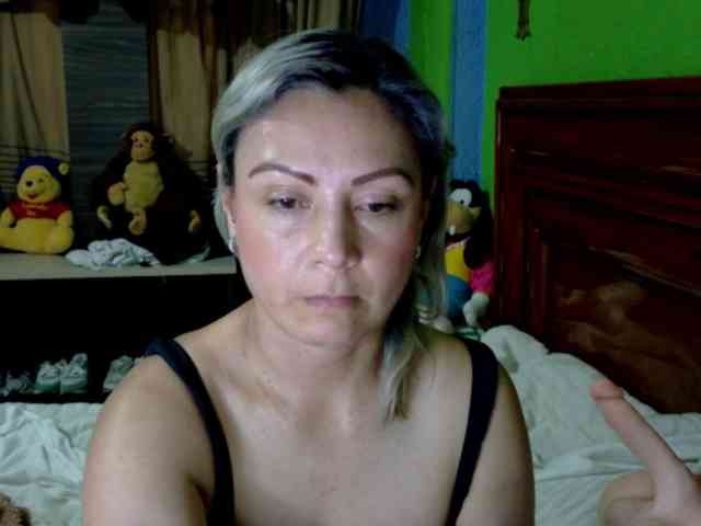 Charlizetheron1 webcam