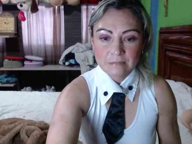 Charlizetheron1 webcam