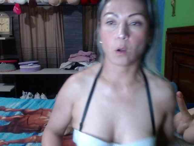 Charlizetheron1 webcam