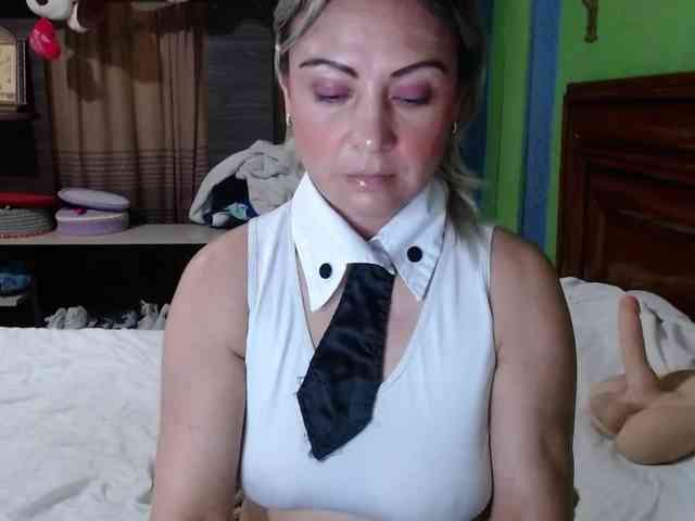 Charlizetheron1 webcam