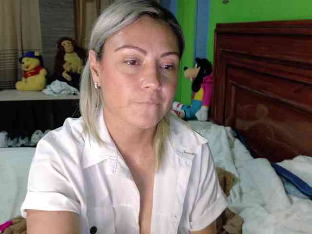 Charlizetheron1 webcam