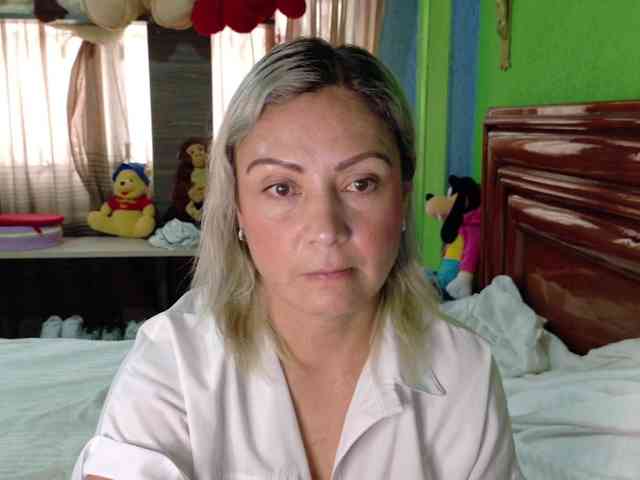 Charlizetheron1 Live Webcam on BongaCams