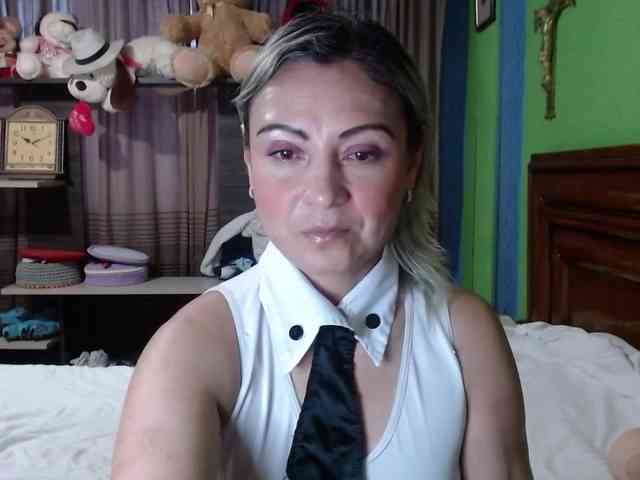 Charlizetheron1 webcam