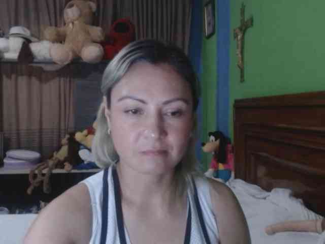 Charlizetheron1 webcam