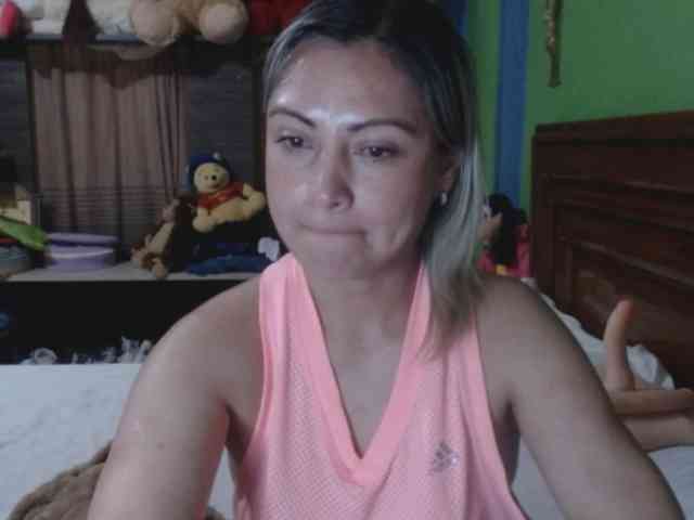 Charlizetheron1 webcam