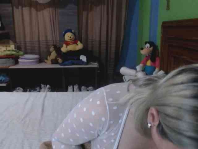 Charlizetheron1 webcam